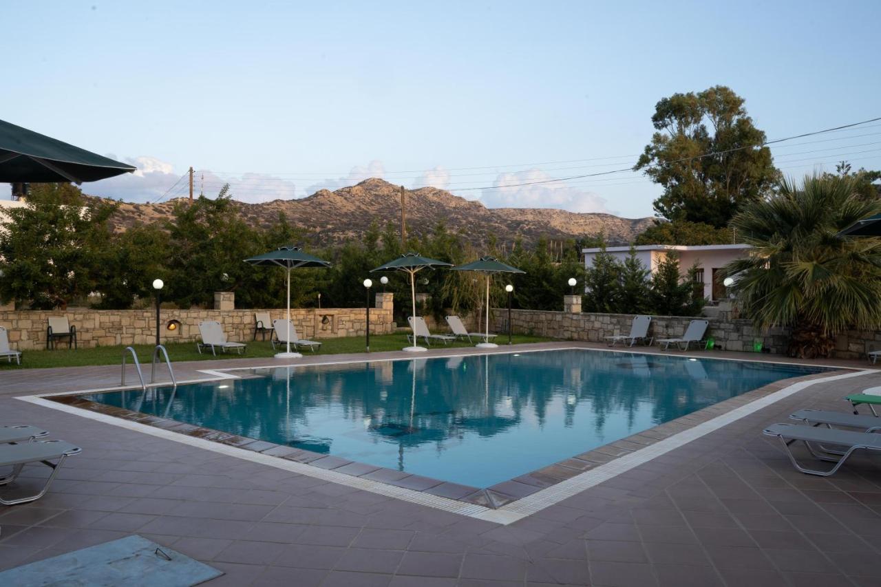 Dimitris Villa Hotel Matala Exterior foto
